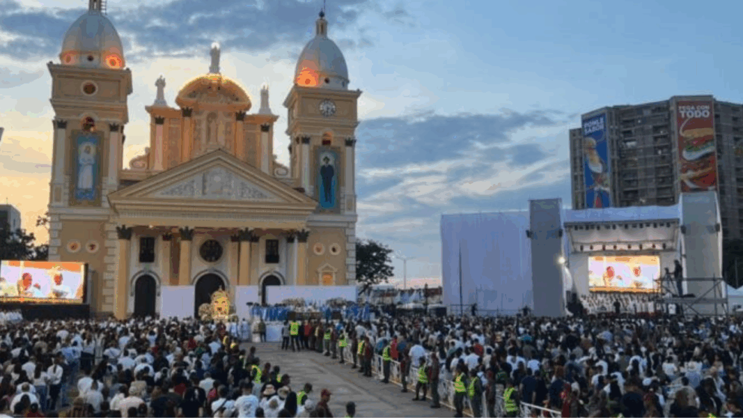 ¿Cuántas hostias se usaron en la celebración a La Chinita?