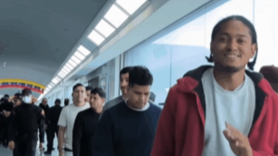 Más de 150 venezolanos regresan desde Texas en vuelo 83 del Plan Vuelta a la Patria