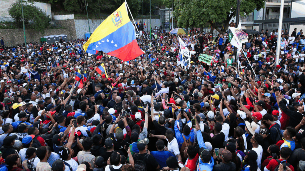 ¿Maduro escondido? Reporte en vivo de CNN desmiente narrativa