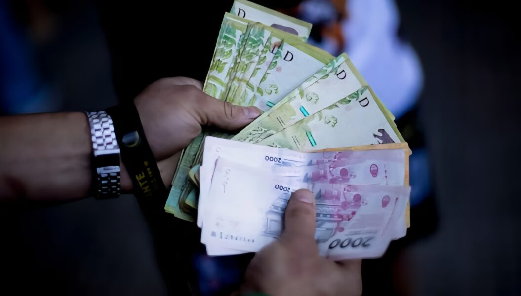 Argentina vuelve a endeudarse: ¿se repite la historia del FMI y Macri?