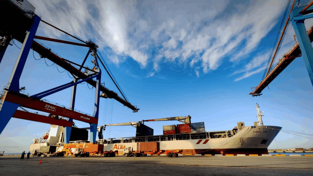 Venezuela envía 5 mil toneladas de ayuda humanitaria a Cuba