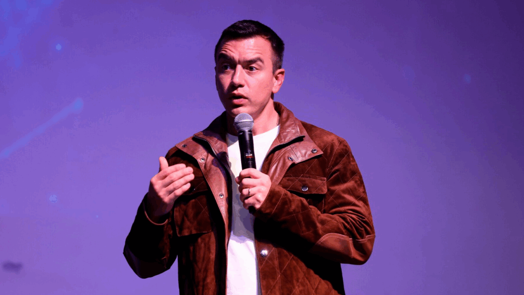 Noboa propone el uso de ChatGPT para redactar una nueva constitución