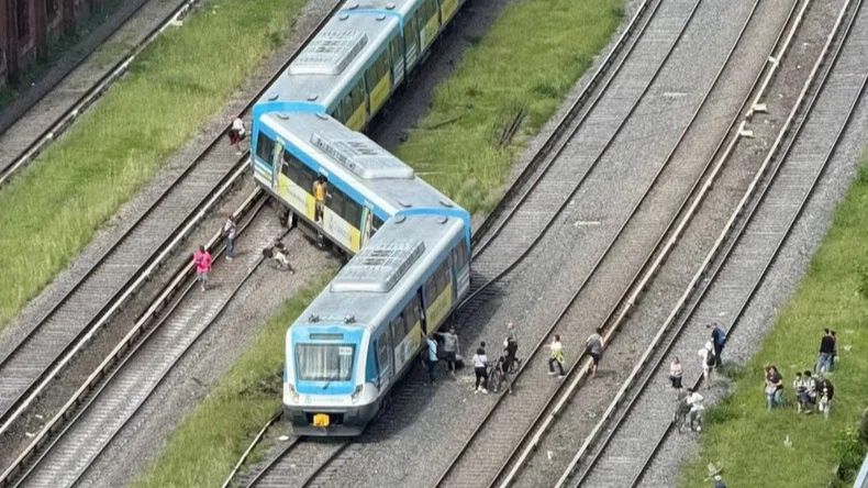 20 heridos en un descarrilamiento de tren