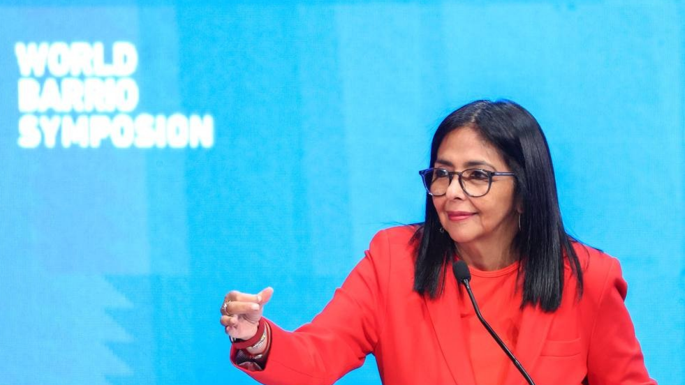 Delcy Rodríguez lidera la instalación del Simposio Mundial de los Barrios