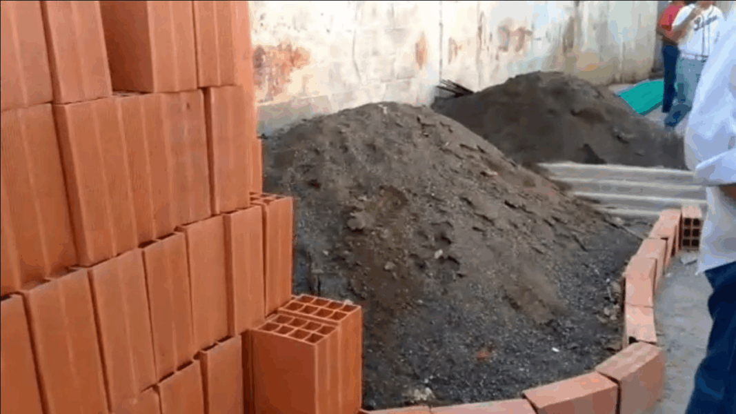 INCES entrega insumos para proyectos comunales