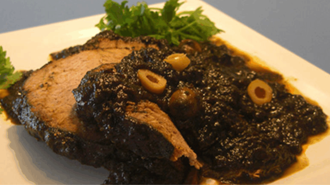 El secreto del asado negro perfecto: Cocción lenta, papelón y respeto por la tradición