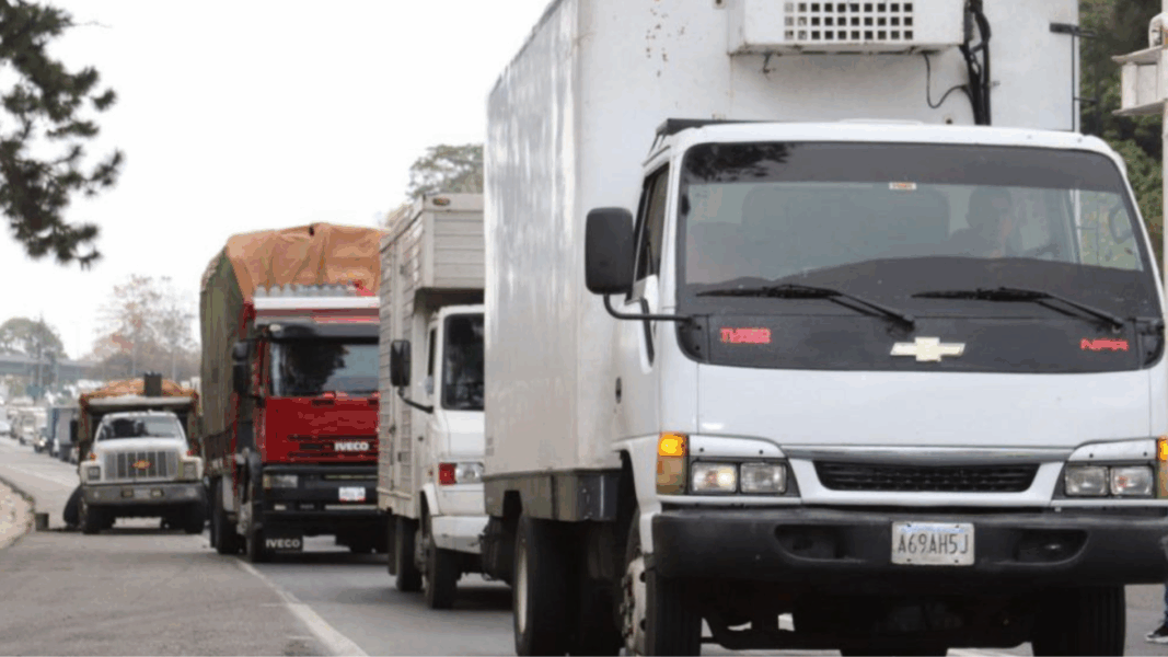 Restricción en Año Nuevo: INTT limita circulación de transporte pesado