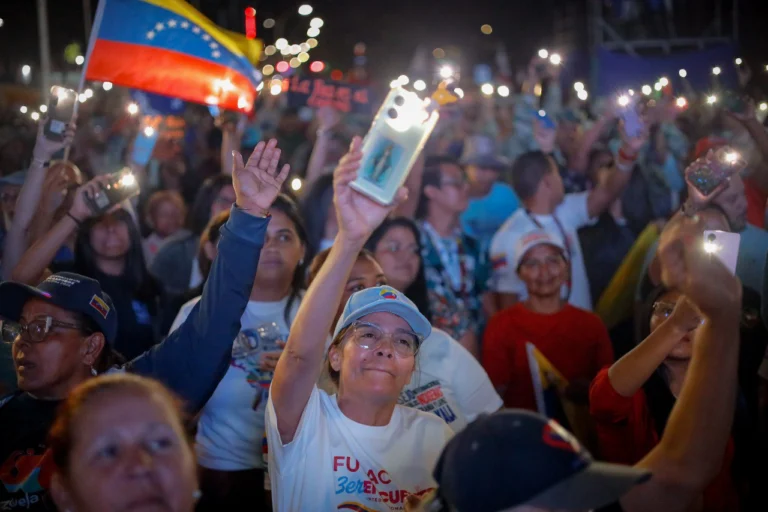 La respuesta nocturna de Venezuela a la agresión imperialista