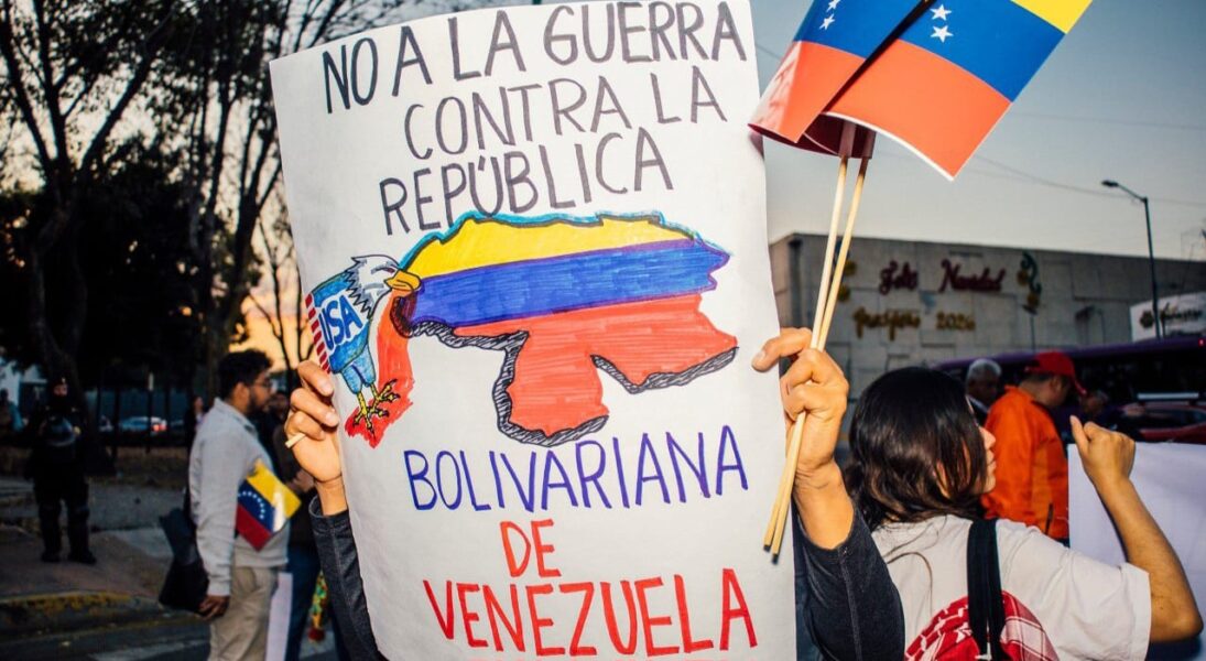 Activistas en México exigen a EE.UU.: “¡Manos fuera de Venezuela!”