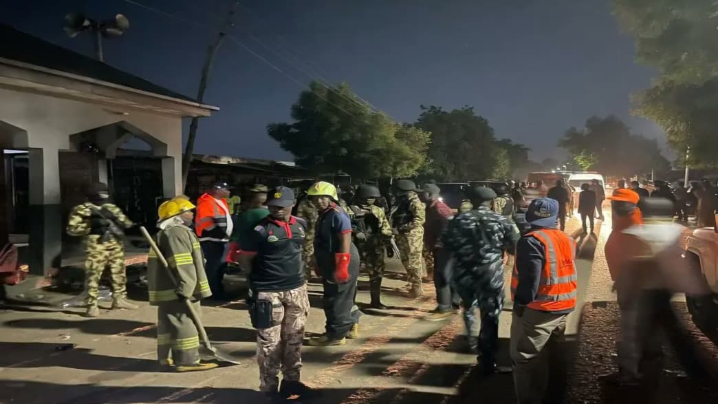 Explosión mortal en mezquita de Nigeria activa operativo de seguridad