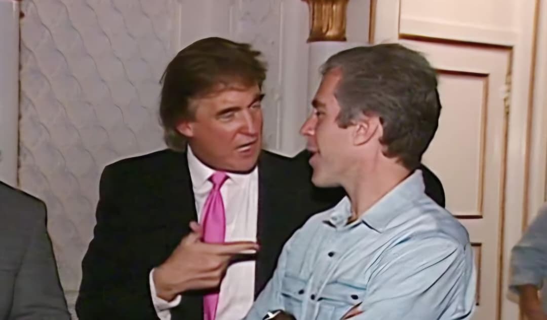 Registros oficiales revelan que Trump viajó varias veces en el avión de Epstein