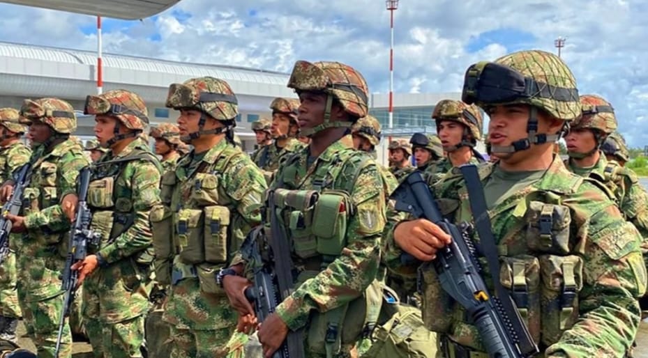 Colombia renueva su cúpula militar