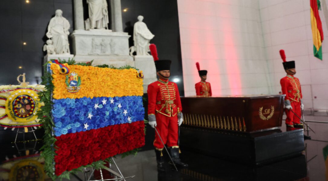 Venezuela honra 200 años del Decreto de Chuquisaca en el Panteón Nacional