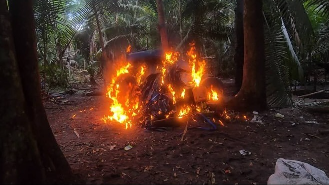 La FANB incinera campamento ilegal en Amazonas