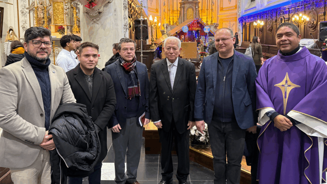 Venezuela lleva su llamado por la paz a Bruselas