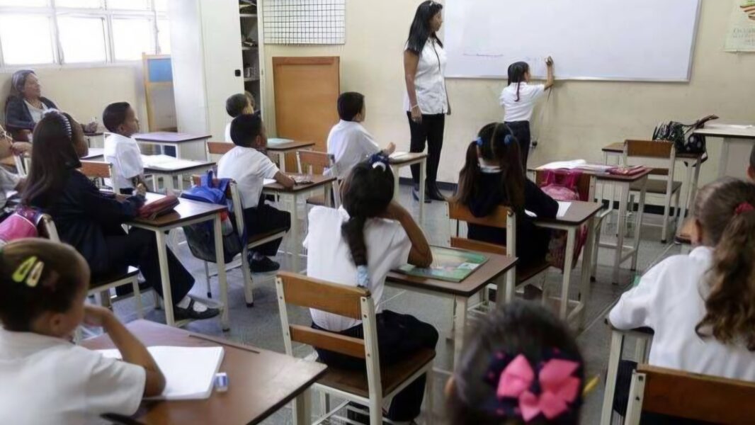 Confirmado inicio del año escolar para el 12 de enero