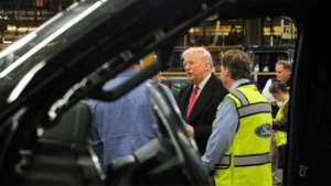 trabajador Ford Trump