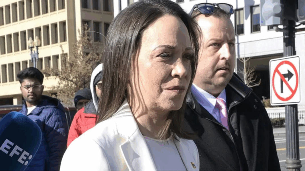 ¿Acto desesperado? María Corina Machado regala su Nobel de la Paz a Trump