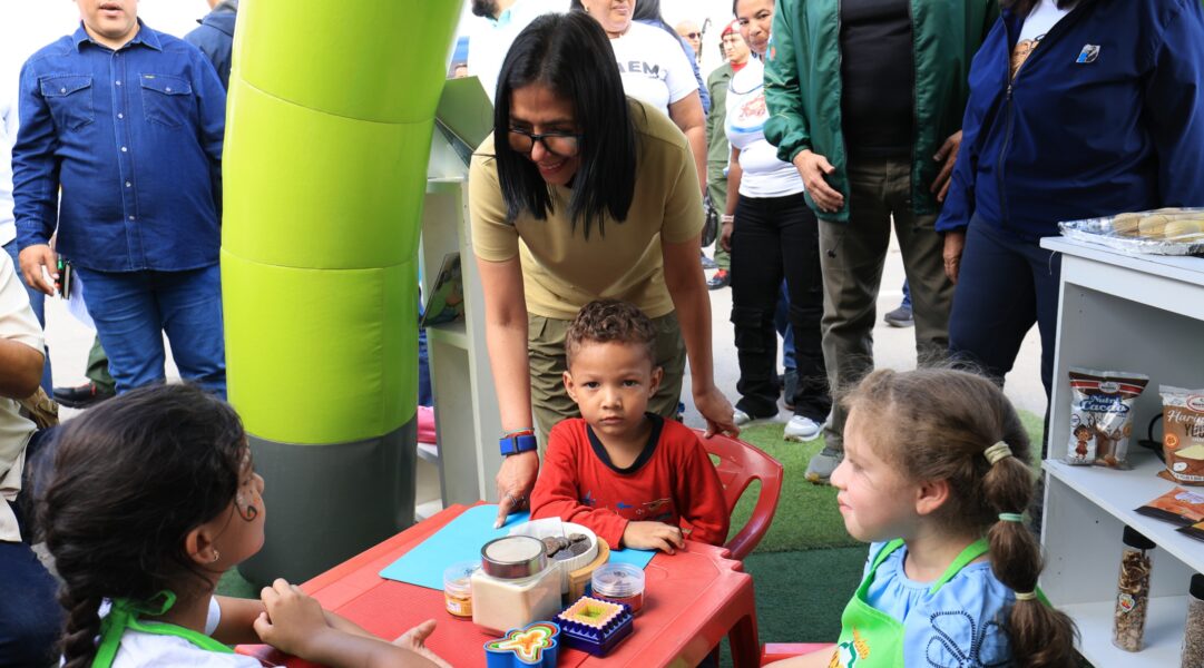 ¿Qué llevó el Gobierno a la Comuna “Heroínas de la Patria”?