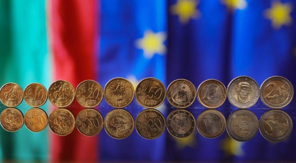 Bulgaria adopta el euro pese al rechazo mayoritario de la población