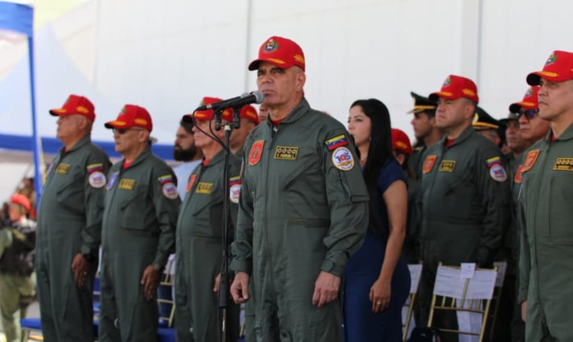 Padrino López reafirma honor y dignidad de la FANB