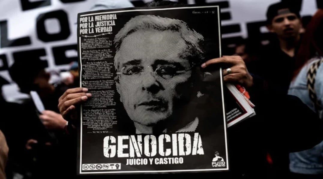 Víctimas de Uribe presentan recurso contra absolución en segunda instancia