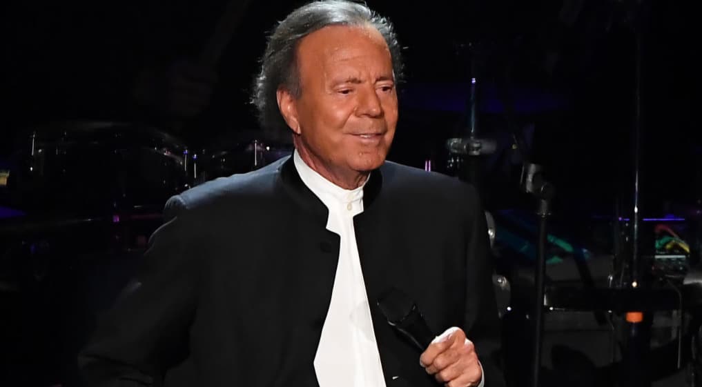 Julio Iglesias rompe el silencio y asegura que todo se aclarará