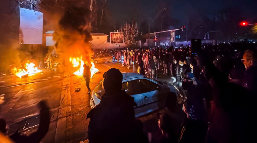 Irán arresta a tres mil personas involucradas en disturbios armados