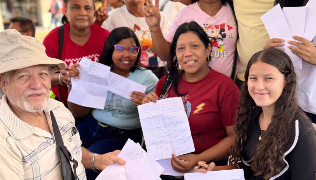 Cartas de amor para la pareja presidencial reflejan unidad y afecto