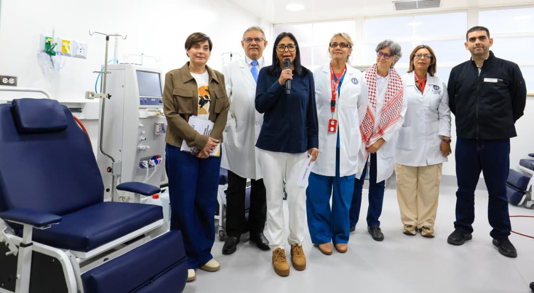 Activan nuevo servicio de nefrología en el Hospital Universitario de Caracas