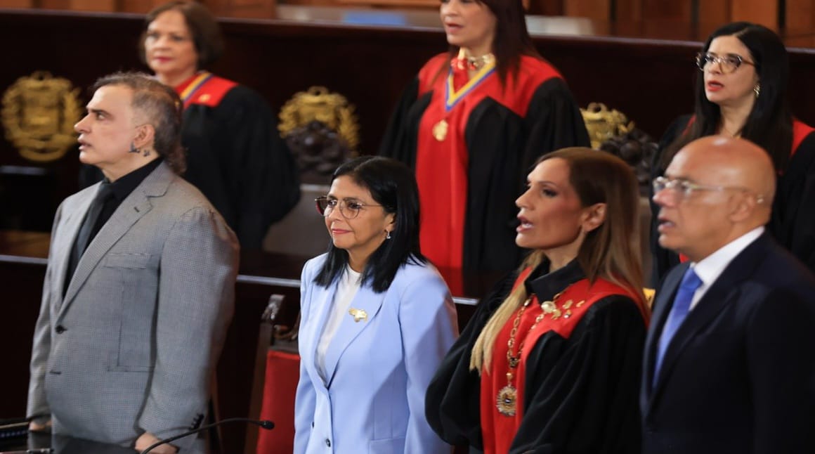 Delcy Rodríguez anuncia Ley de Amnistía General y el cierre del Helicoide