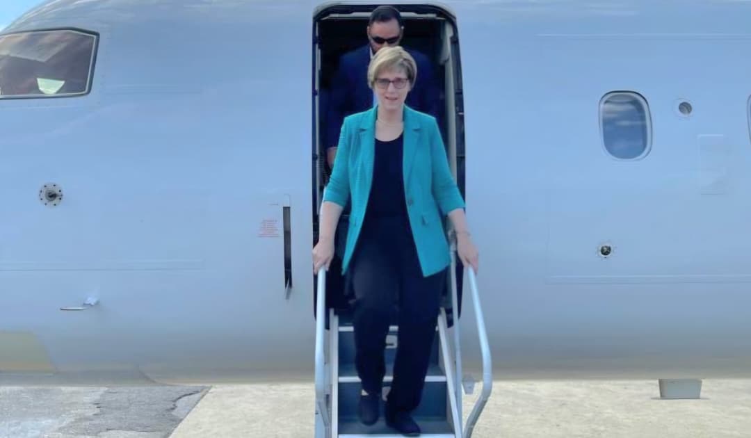 La embajadora Laura Dogu inicia su misión en Venezuela en medio de la reapertura diplomática
