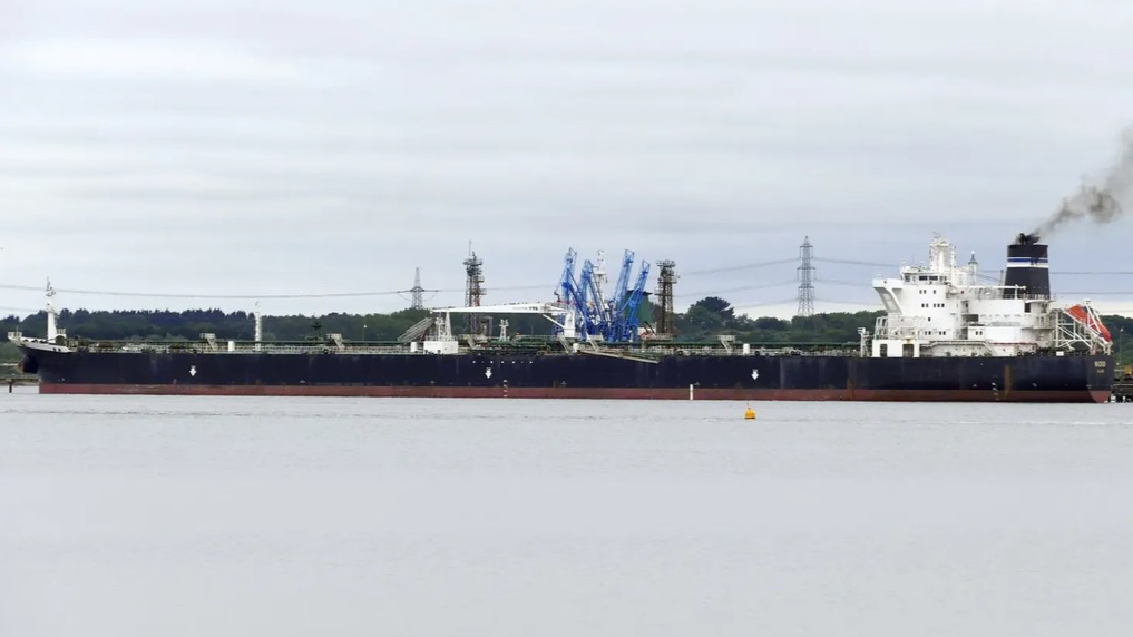 Estados Unidos asalta el tanquero Olina en el Caribe