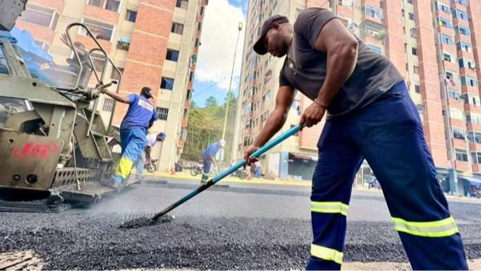 Ciudad Tiuna, Caricuao y La Carlota reciben mantenimiento intensivo
