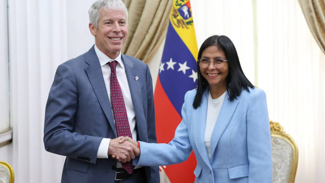 Así fue la visita del secretario de Energía Chris Wright al Palacio de Miraflores