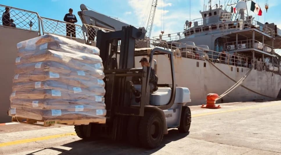 México envía 814 toneladas de ayuda humanitaria a Cuba