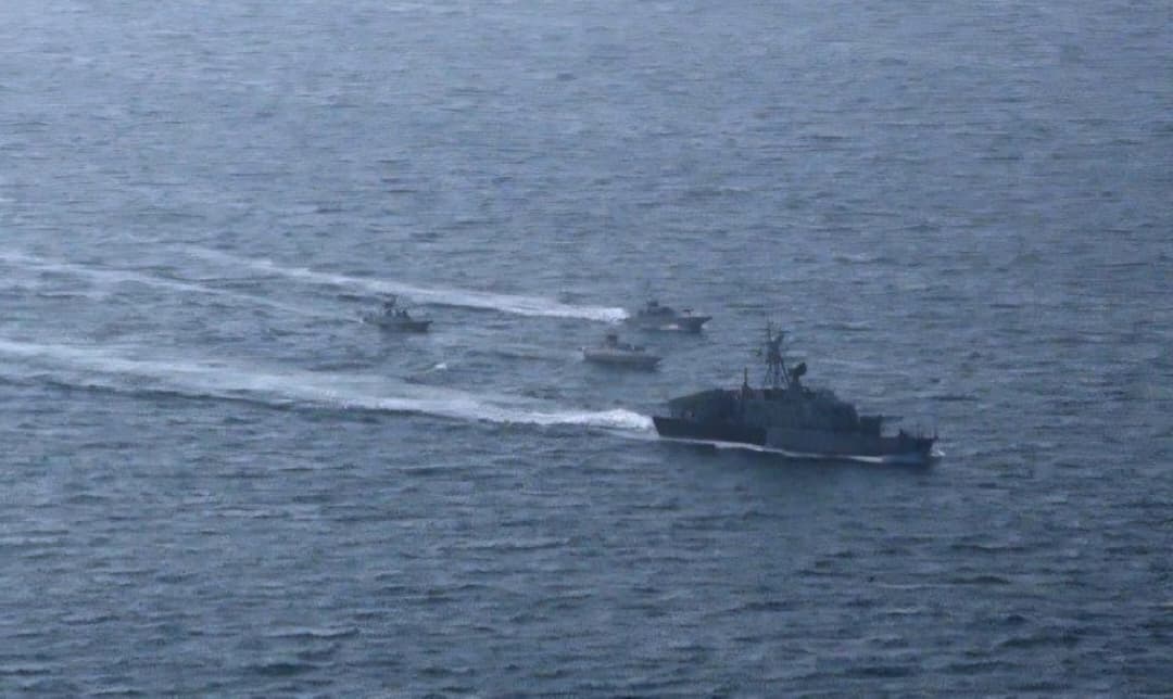 Irán cierra temporalmente el estrecho de Ormuz durante ejercicios navales