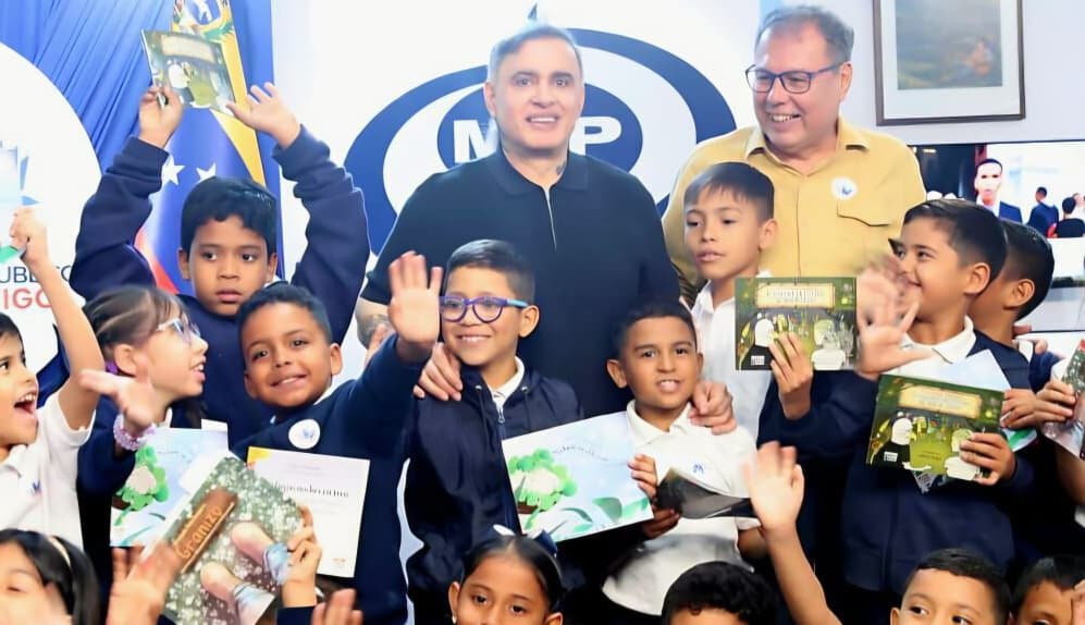 Tarek William Saab anunció lanzamiento de la campaña “El Ministerio Público Lee Contigo”