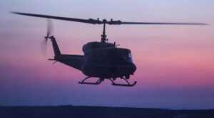 helicóptero militar iraní
