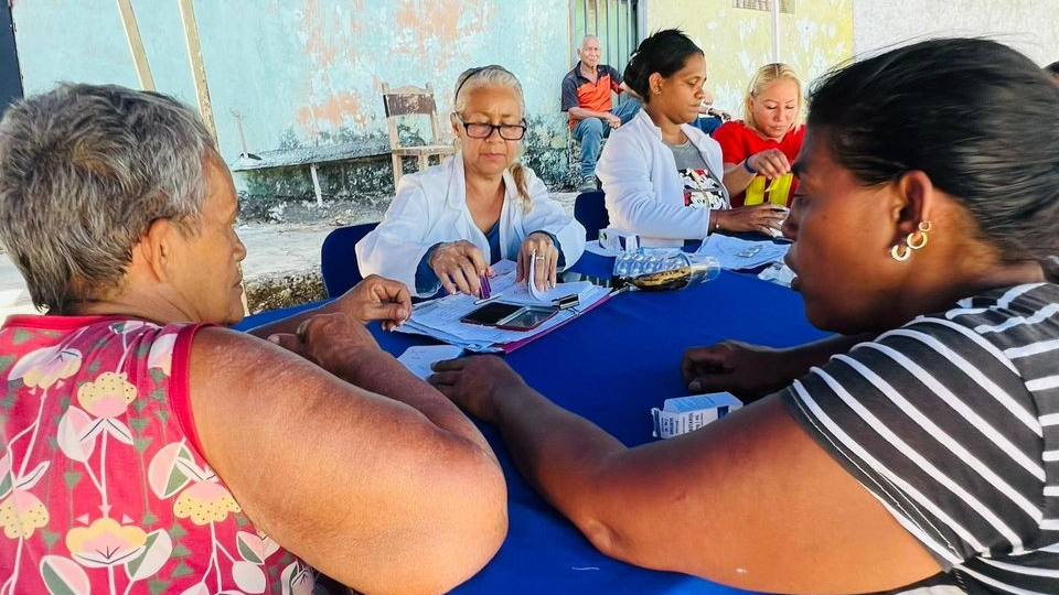 Municipio Independencia despliega operativos de atención integral