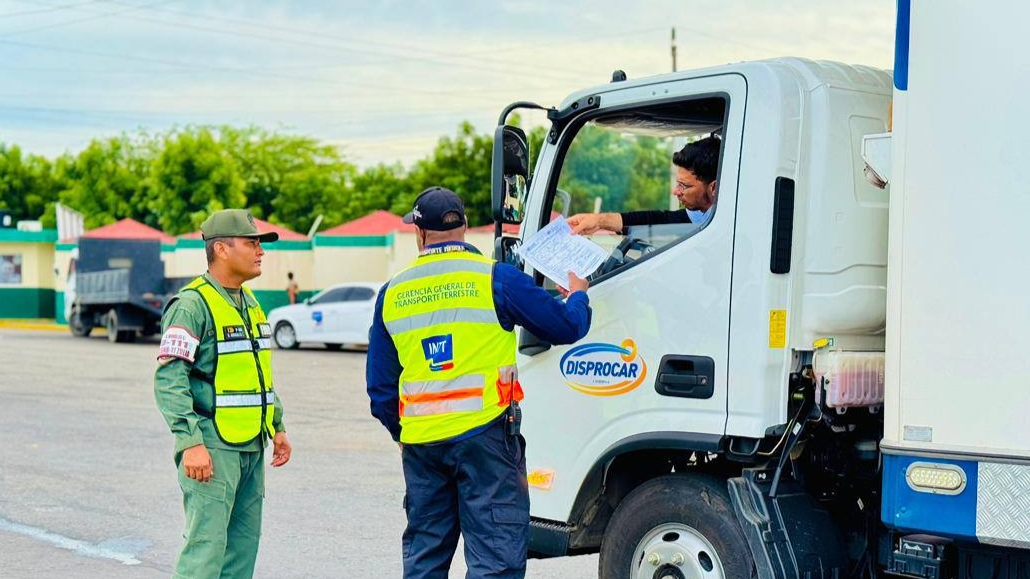 INTT limita transporte de carga durante el asueto de Carnaval