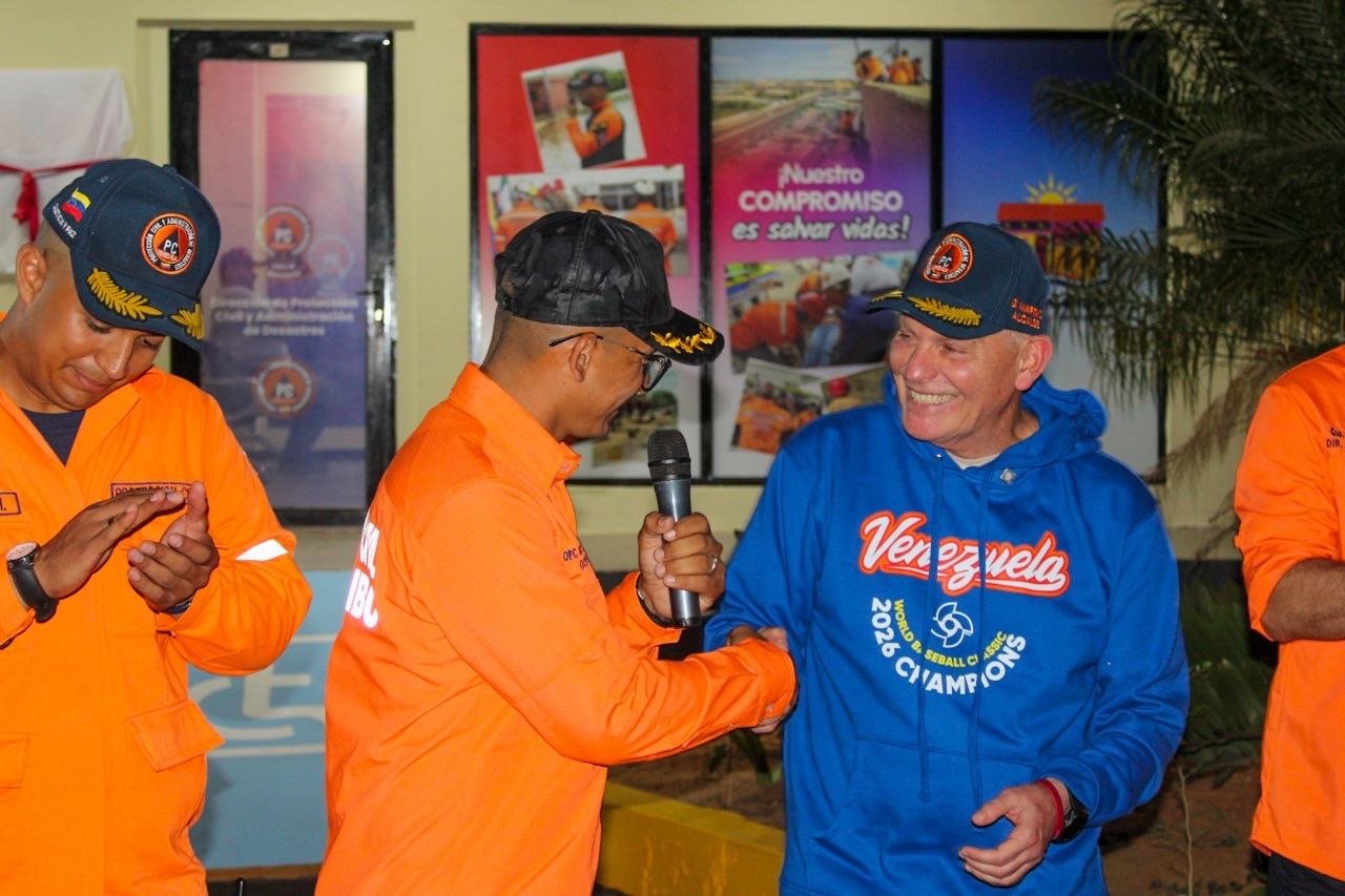 Alcaldía de Maracaibo dignifica a los “Héroes de Naranja” con rehabilitación de sede y dotación de uniformes