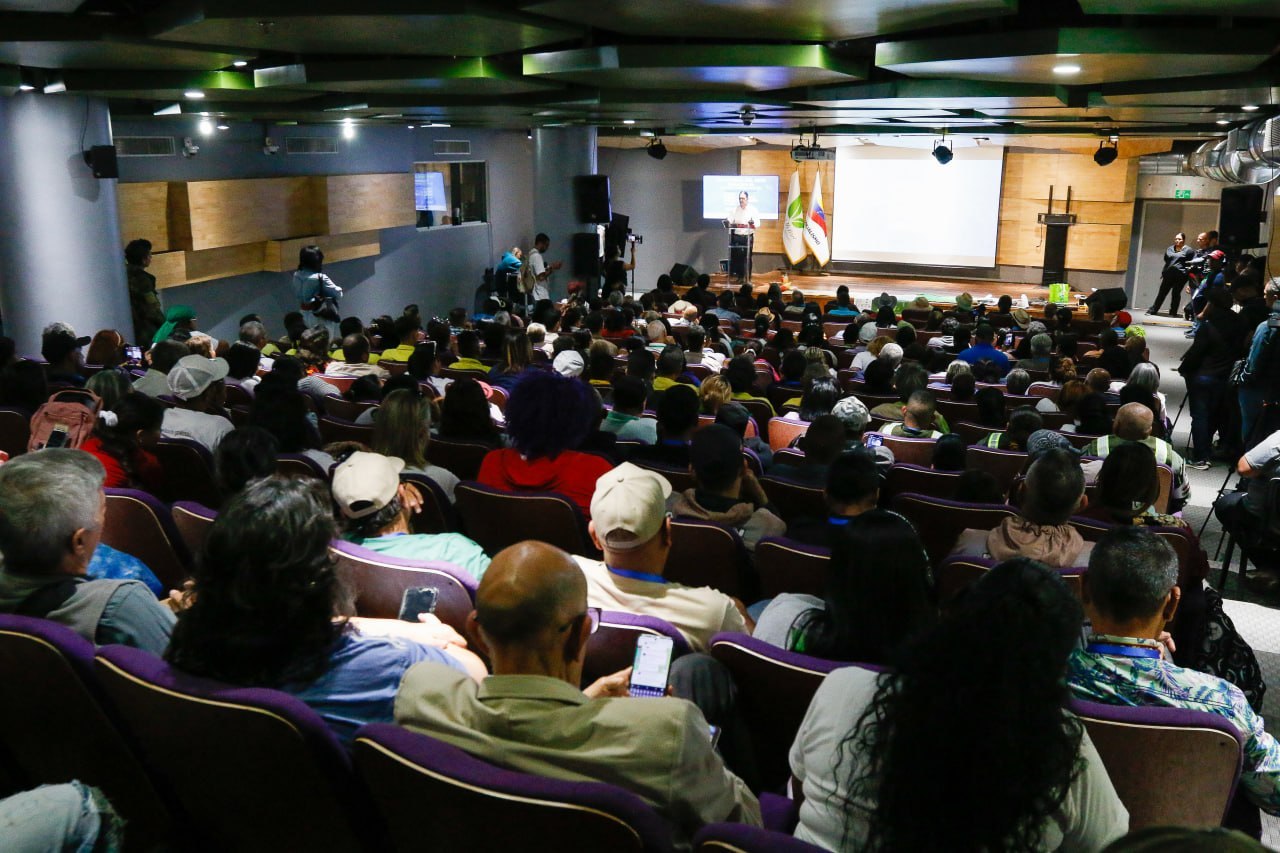 Movimientos ecosocialistas se reunen en encuentro de Sembradores y Sembradoras del Agua