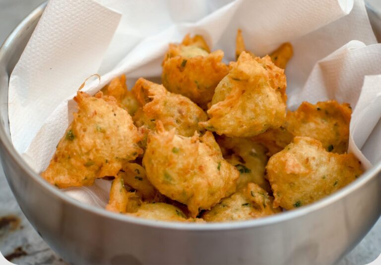 ¿Conoces las Torticas de Accras? Preparaciones con pescado salado en Semana Santa