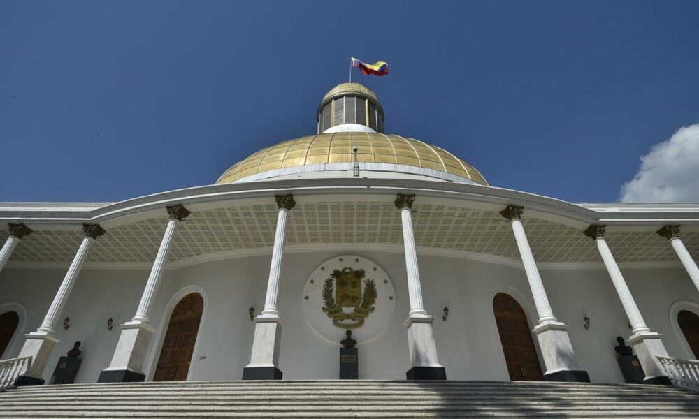 AN sesionará este jueves para debatir Ley de Minas y oficializar nuevas designaciones diplomáticas