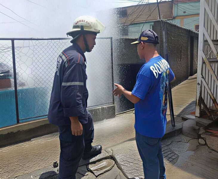 Rotura de tubería matriz en Gramoven afecta 15 viviendas y sistema eléctrico de alta tensión
