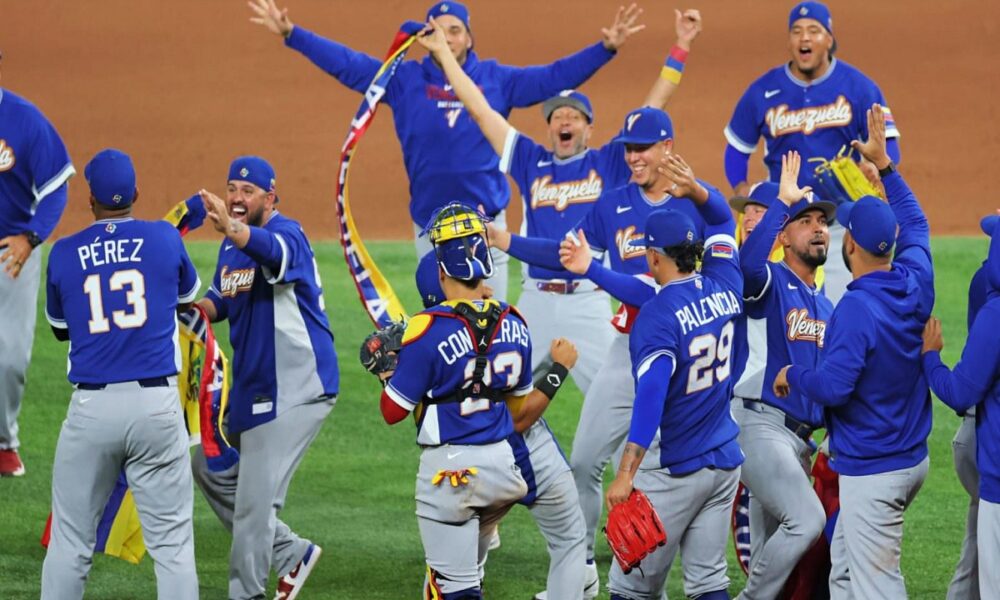 ¡HISTÓRICO! Venezuela vence a Italia y clasifica por primera vez a la final del Clásico Mundial del Beisbol