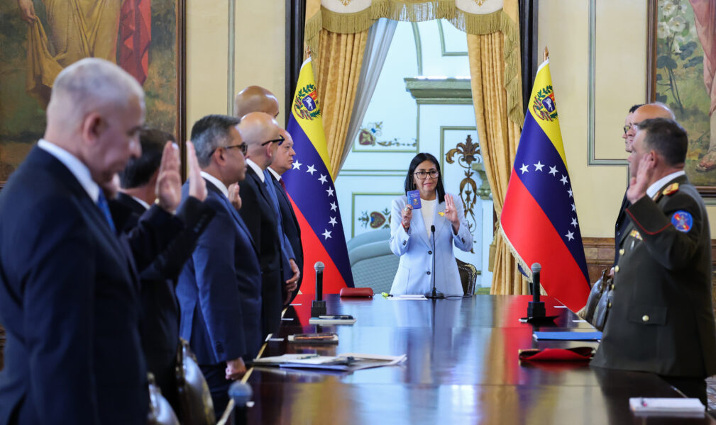 Presidenta encargada  Delcy Rodríguez lideró  juramentación de nuevas autoridades