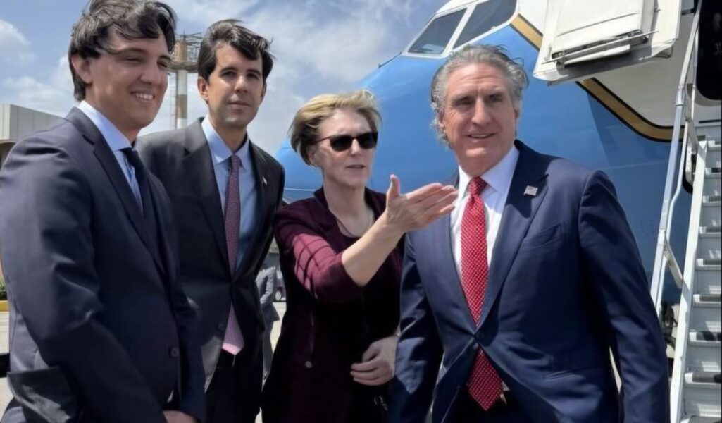 El secretario de Interior de EE.UU. llega a Venezuela  para fomentar cooperación