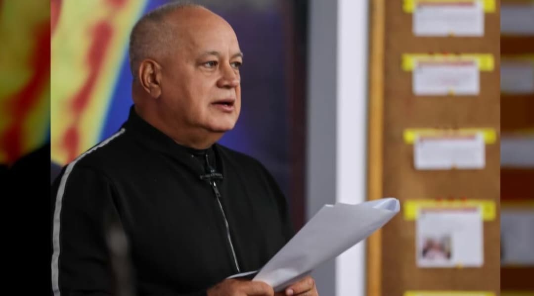 Cabello denuncia plan mediático del extremismo por falso informe contra Delcy Rodríguez